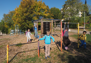 Spielplatz Grundschule